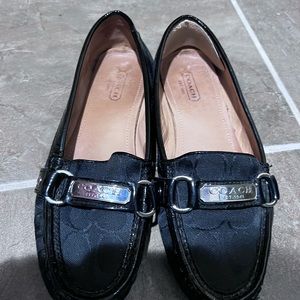 Coach flats